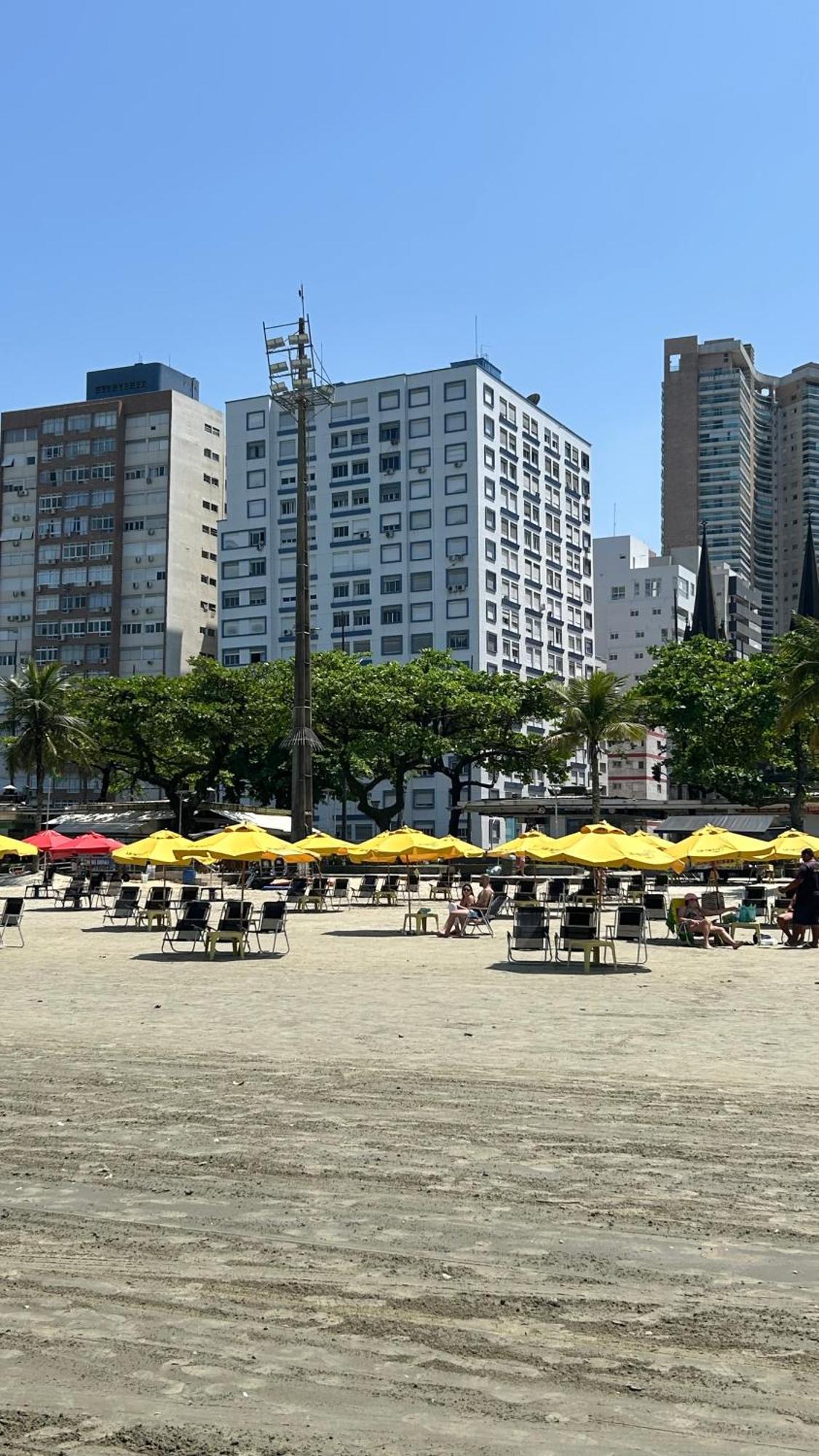 Apartamento Frente A Praia Do Embare Santos Buitenkant foto